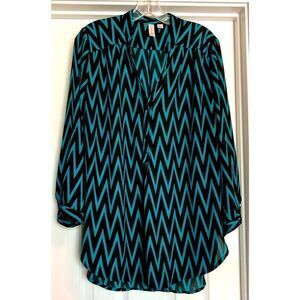 TACERA - NWOT - L Sz L Tunic-Length 3/4-Button Chevron Blouse in Black & Teal